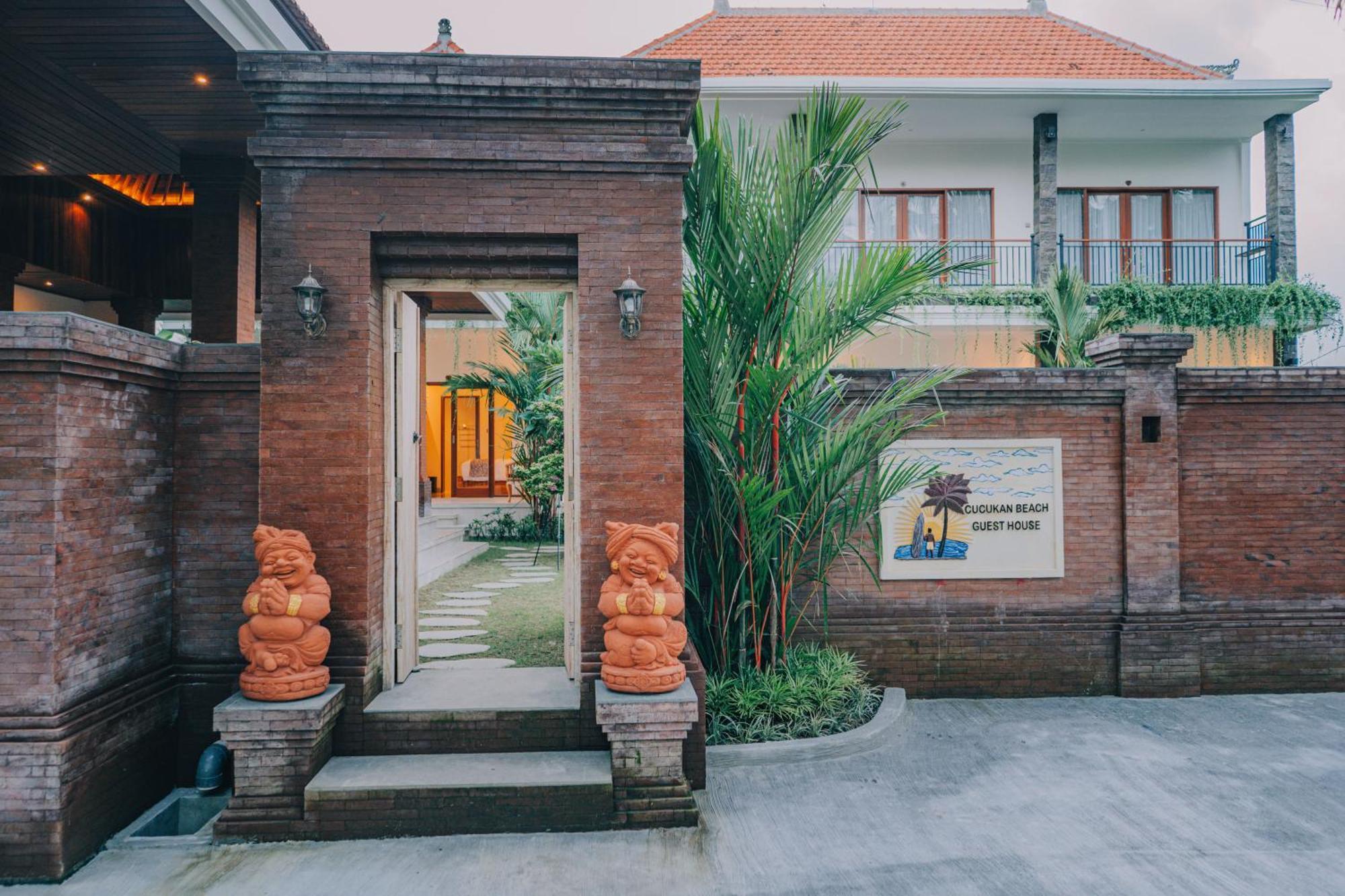 Cucukan Beach Guest House Gianyar  Exterior photo